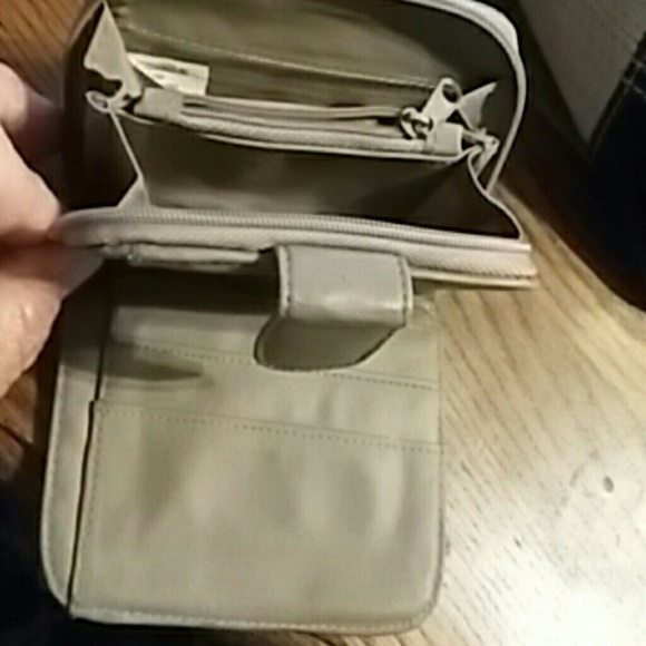 Wallet - Picture 2 of 4